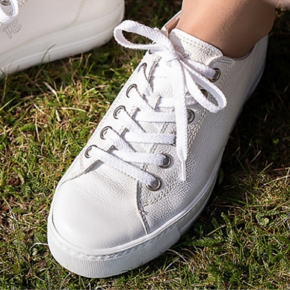 Low Top Platform Sneakers
PATENT leather
Never Worn, in Box - Picture 8 of 10